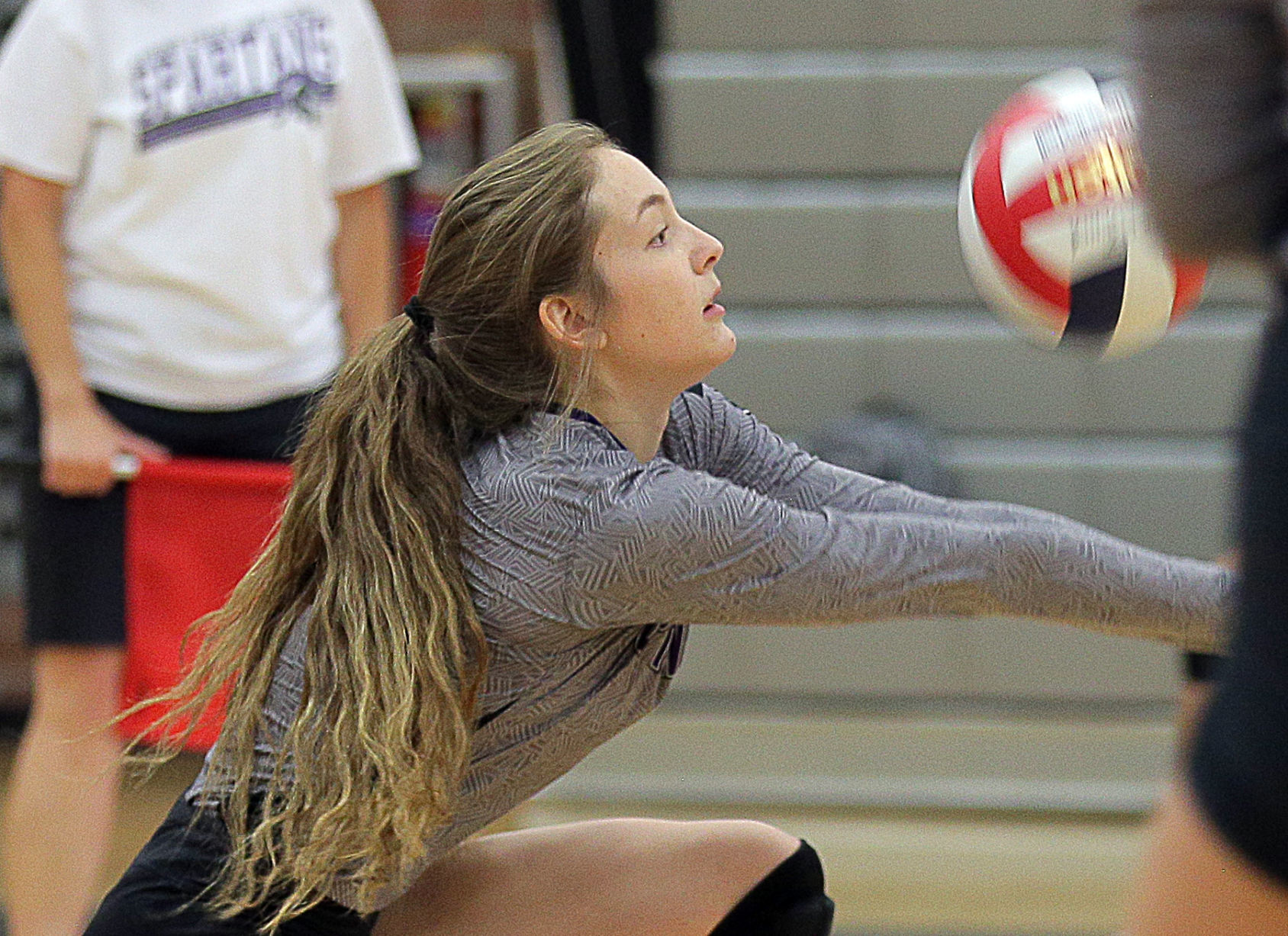 Truckee at Spring Creek Volleyball - 1st Set (1).jpg